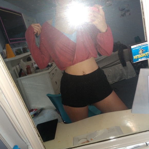 Long sleeve deep v-neck shirt - Picture 1 of 2